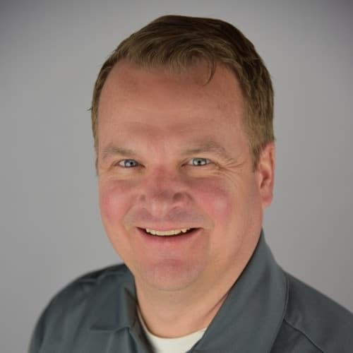 Portrait of Tim Peterson